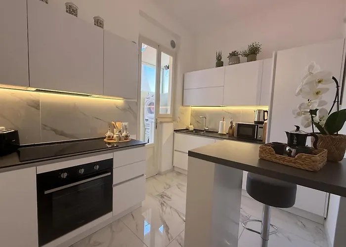 Dom wakacyjny Casa Rinnovata Con Aria Condizionata, 500 M Dal Lungomare *